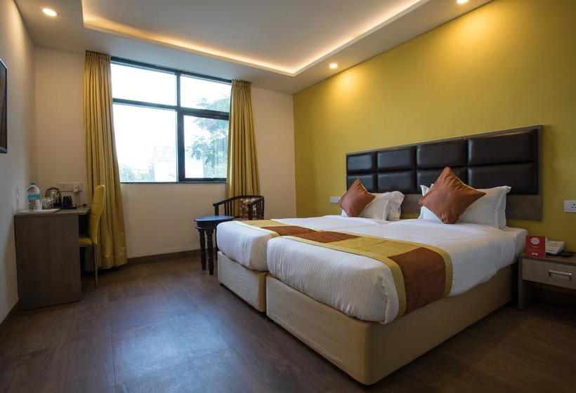 ホテル Cosmopolitan Indore