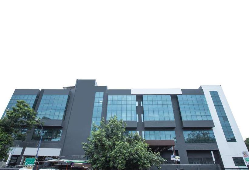 ホテル Cosmopolitan Indore