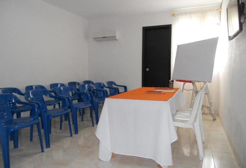 酒店 Cosmos Sincelejo