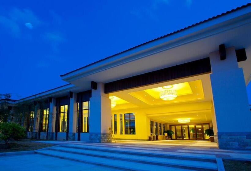 호텔 Dahongpao Resort