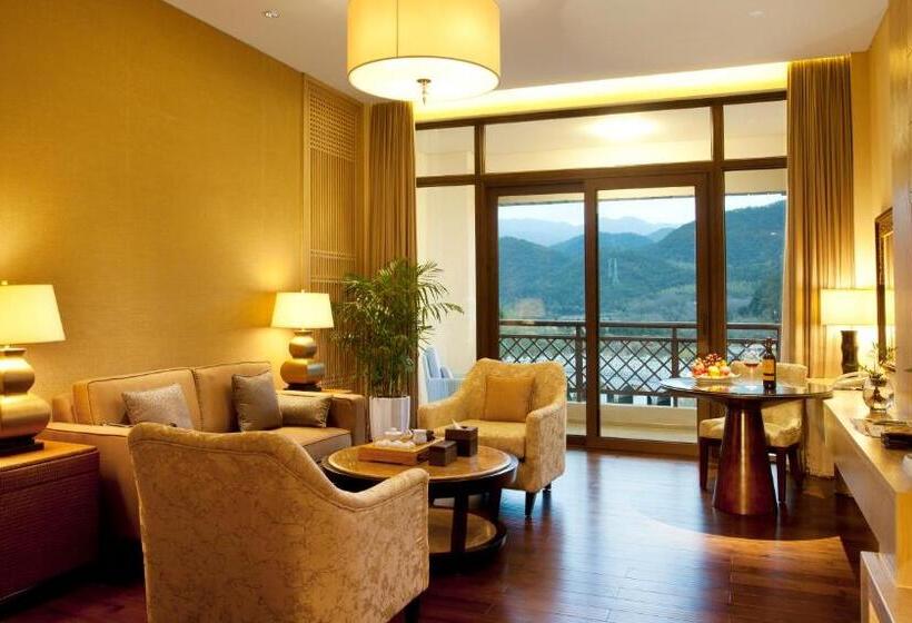 호텔 Dahongpao Resort