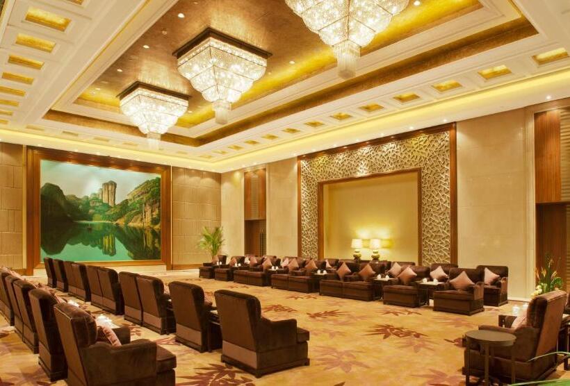 호텔 Dahongpao Resort