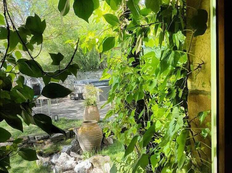 בית מלון כפרי Enclave Soria