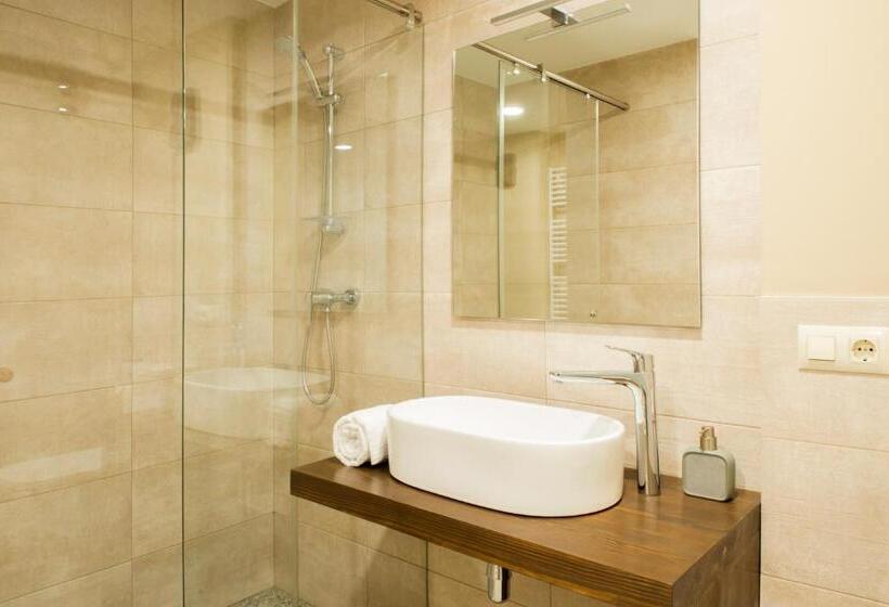 Отель Habitacions Plaça Major