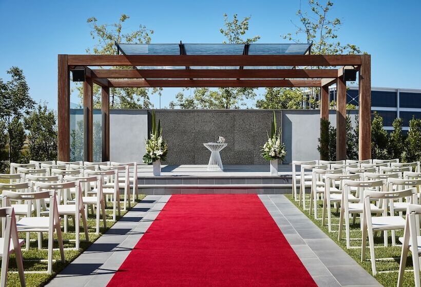 هتل Hyatt Place Melbourne Essendon Fields