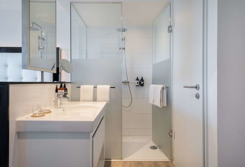 فندق Innside By Meliá Hamburg Hafen