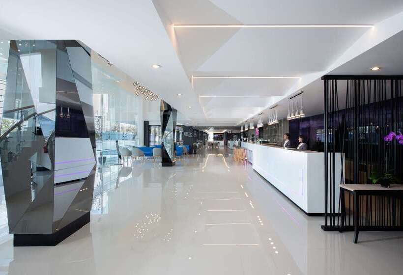 בית מלון כפרי Innside By Meliá Yogyakarta