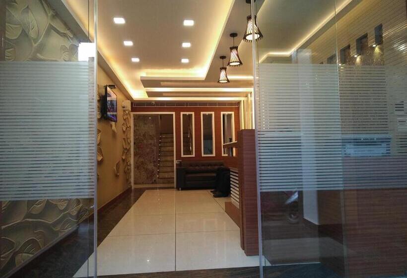 בית מלון כפרי Kama International