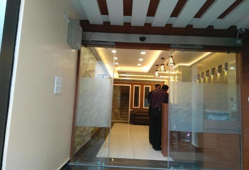 בית מלון כפרי Kama International