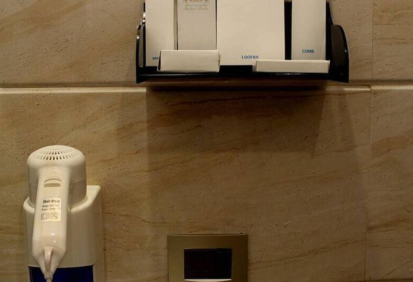 בית מלון כפרי Kama International