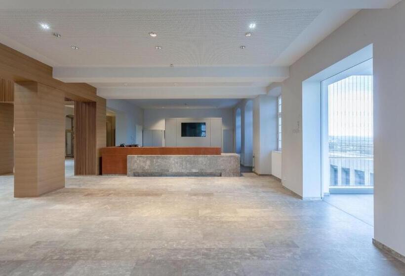 هتل Katholischsoziales Institut