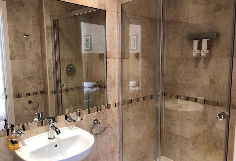 בית מלון כפרי Little Downham Anchor