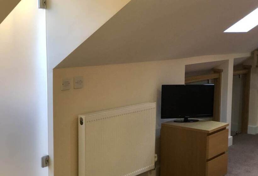 בית מלון כפרי Little Downham Anchor