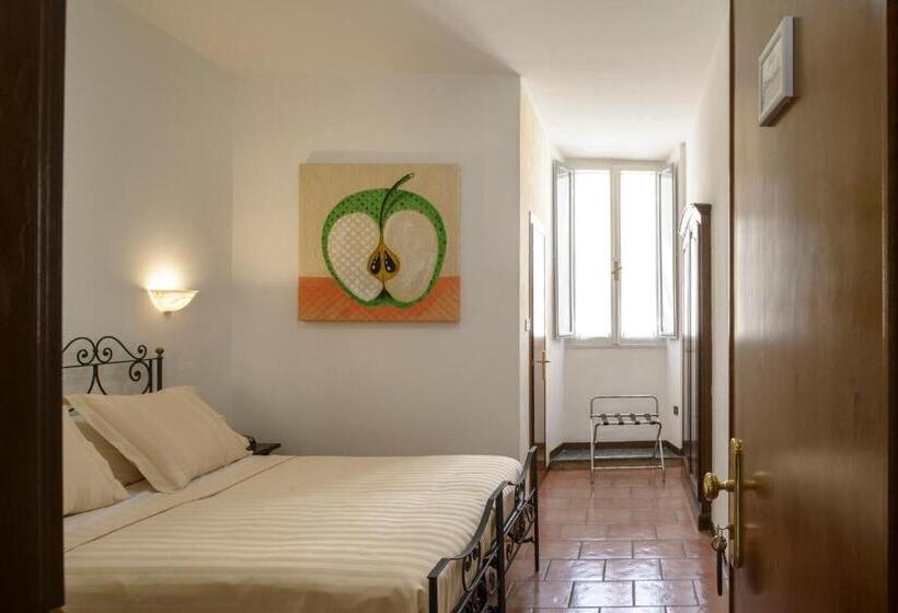 فندق Porta Marmorea