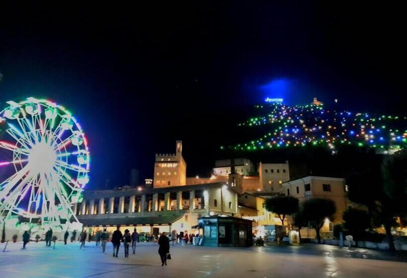 فندق Porta Marmorea