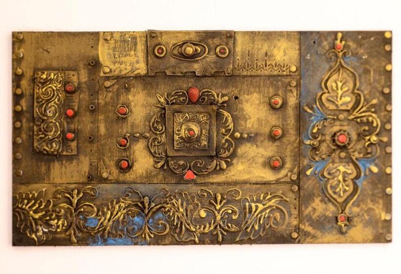 فندق Porta Marmorea