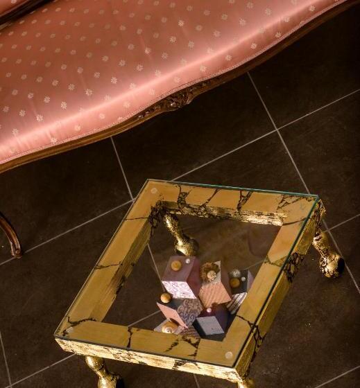 فندق Porta Marmorea