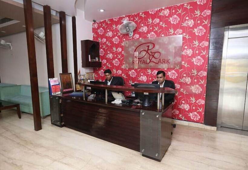 Royal Park Hotels & Resorts, Ghaziabad