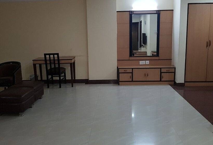 בית מלון כפרי Sriyash Regency