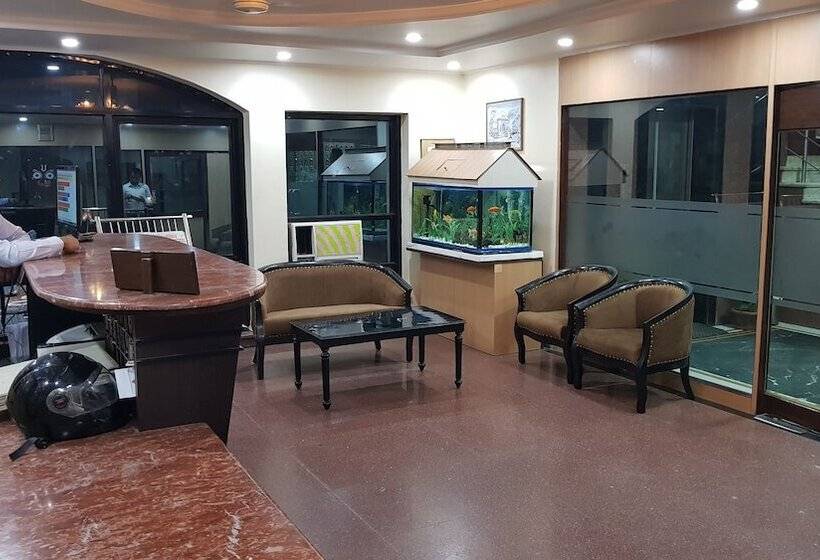 בית מלון כפרי Sriyash Regency