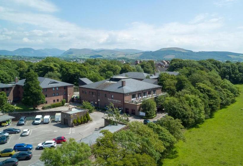 בית מלון כפרי Summergrove Halls