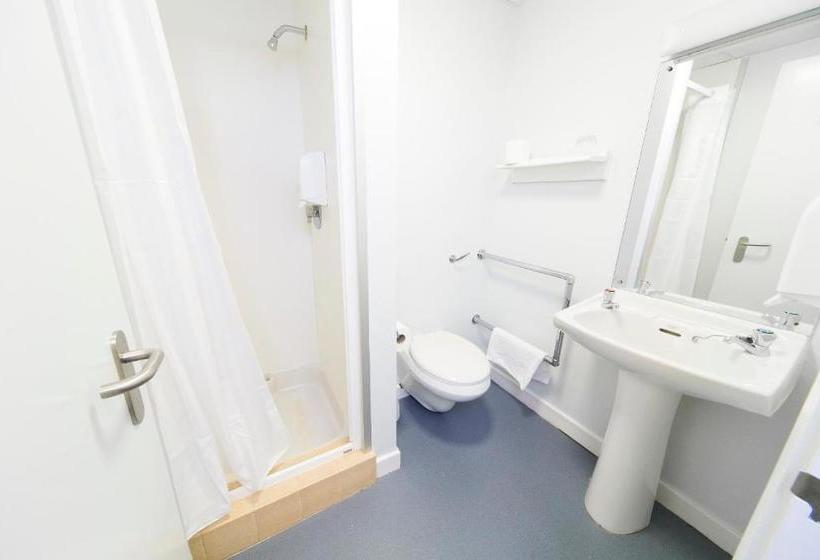 בית מלון כפרי Summergrove Halls