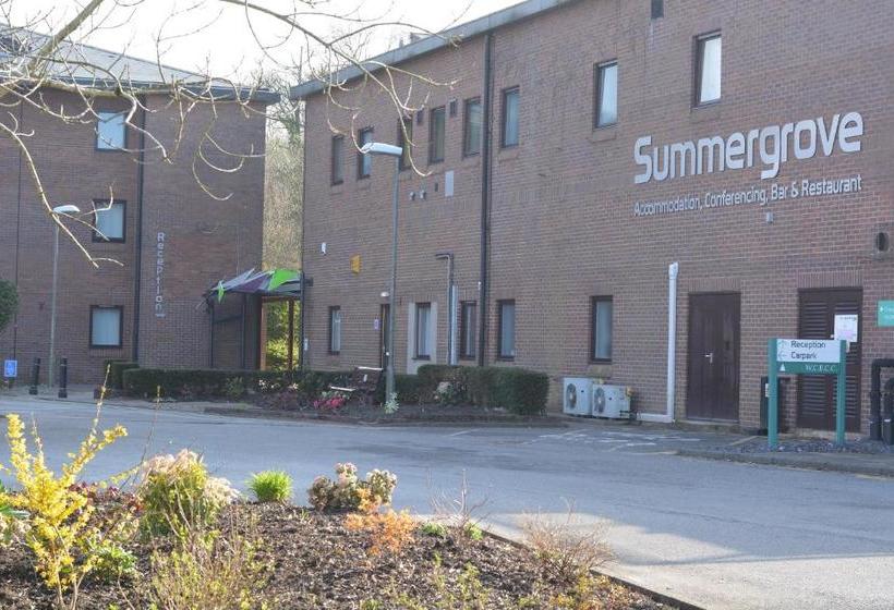 Отель Summergrove Halls