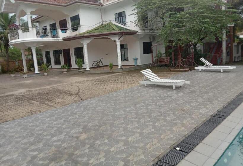 Sunnyfish Hotel & Resort