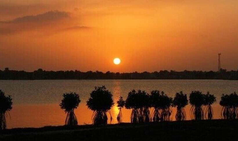 Sunnyfish Hotel & Resort