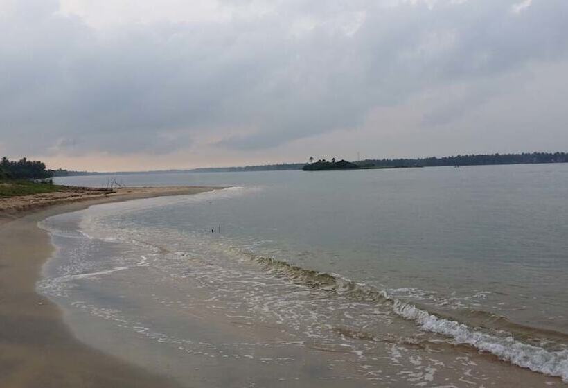 Sunnyfish Hotel & Resort