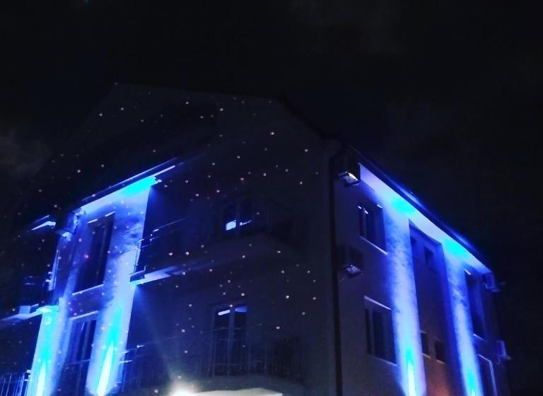 Sunrise Hotel & Camping