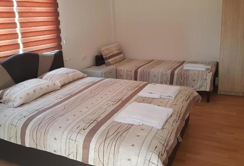 Sunrise Hotel & Camping