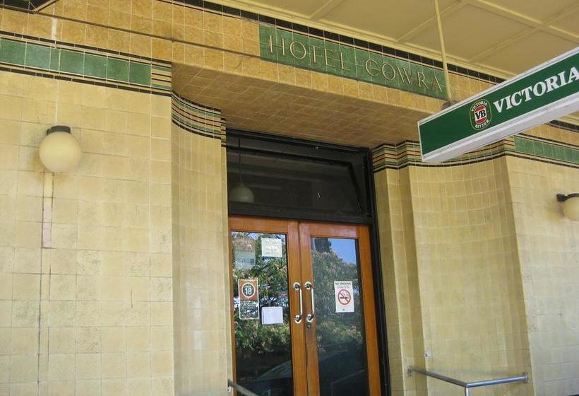فندق The Cowra