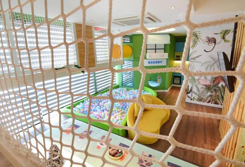 בית מלון כפרי The Granite Luxury