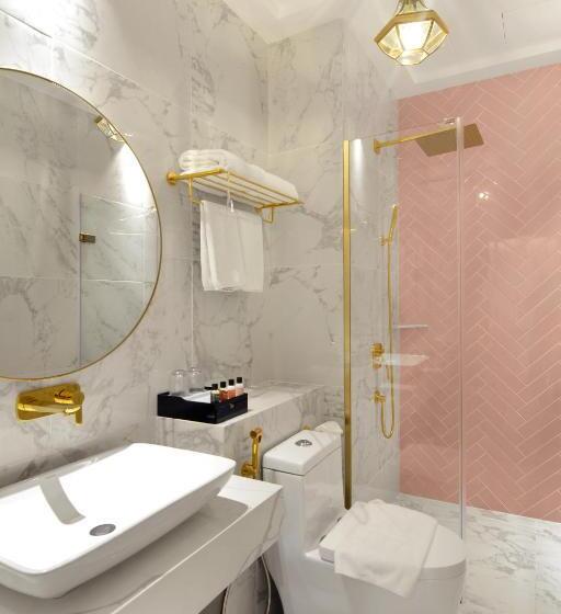 בית מלון כפרי The Granite Luxury