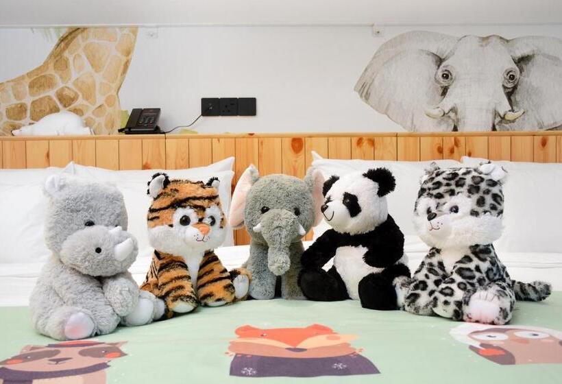 בית מלון כפרי The Granite Luxury