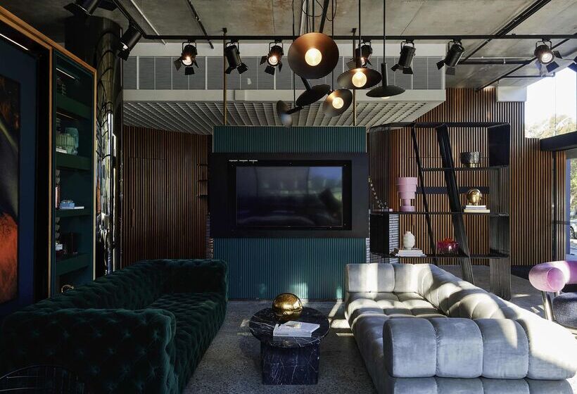 ホテル Tribe Perth