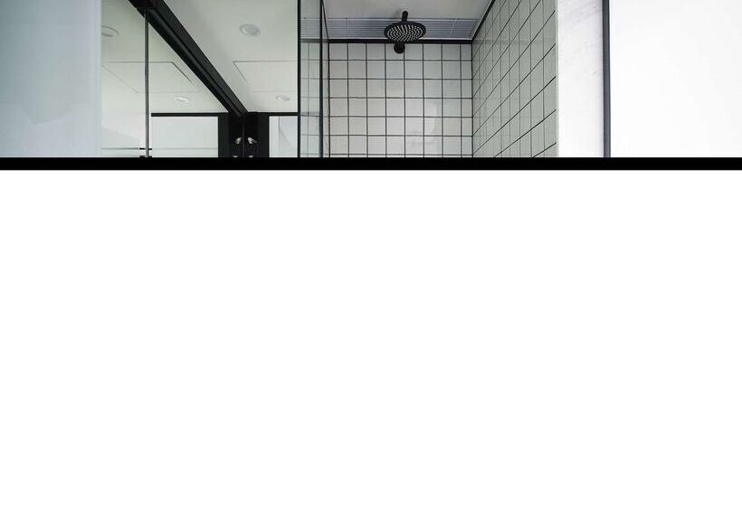 ホテル Tribe Perth