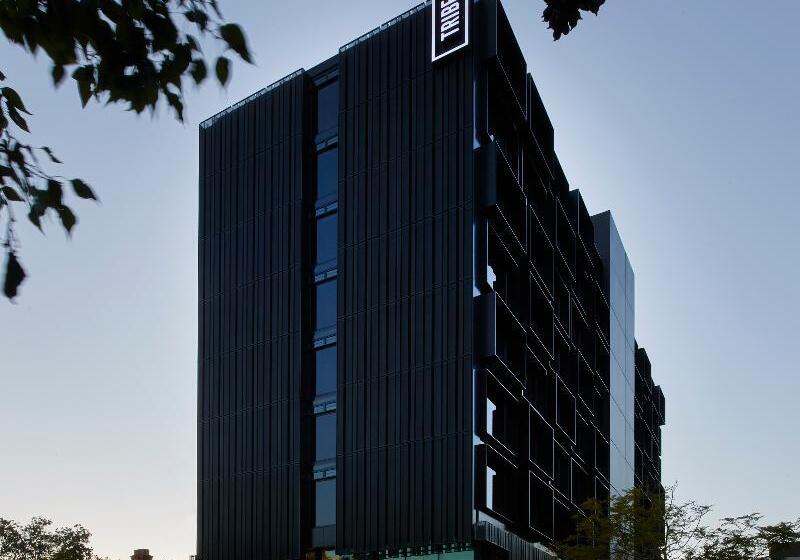 ホテル Tribe Perth