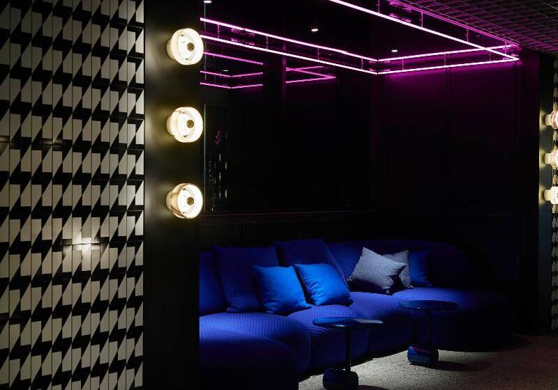 ホテル Tribe Perth