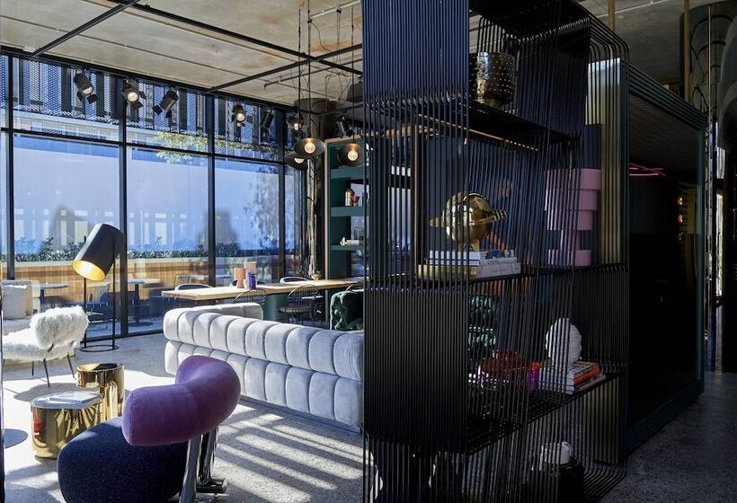 ホテル Tribe Perth