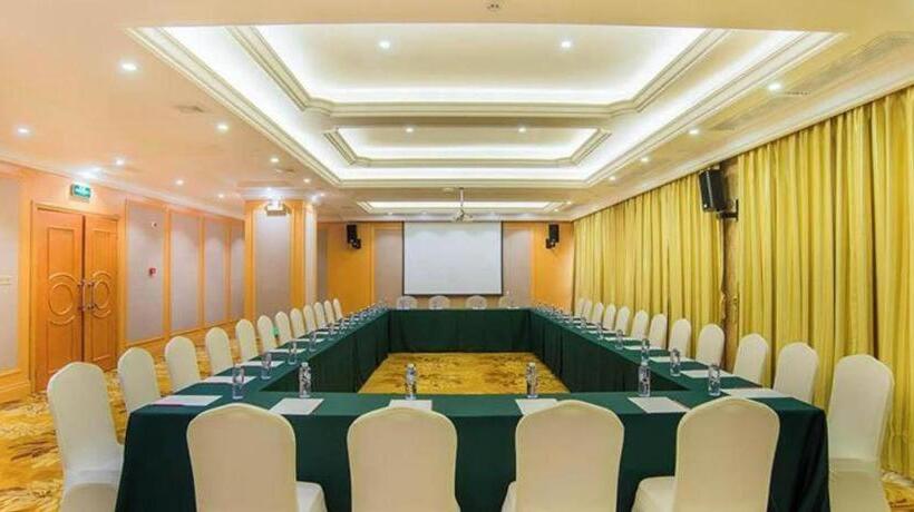 Vienna Hotel Guangxi Liuzhou Xijiang Vientiane City