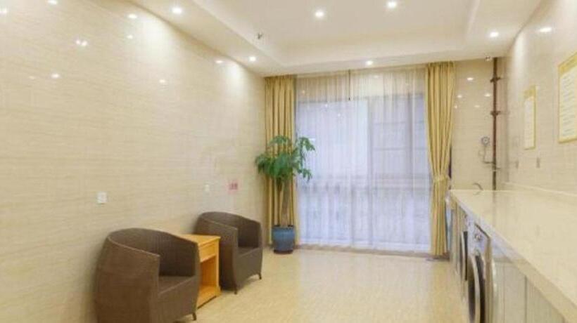 Vienna Hotel Guangxi Liuzhou Xijiang Vientiane City