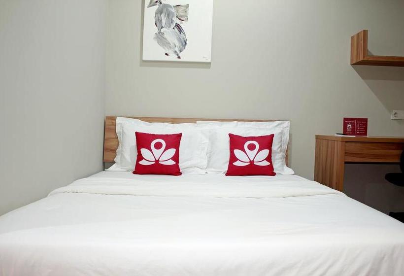 ホテル Zen Rooms Permata 5 Karawaci Syariah