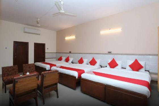 Kaveri Hotel Bed & Breakfast