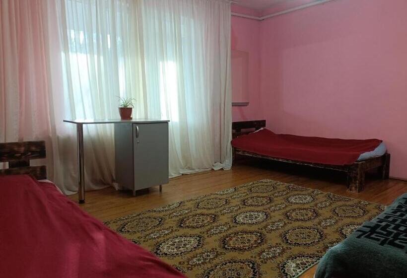 Krone Hostel