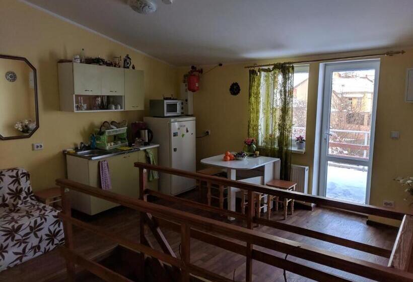 Krone Hostel
