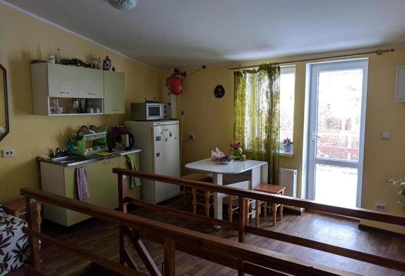 Krone Hostel