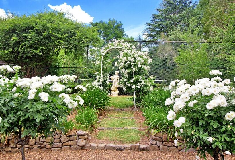 Loloma Bed And Breakfast