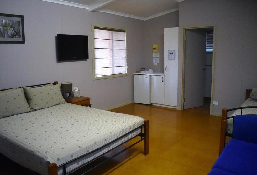 Parry Creek Farm Tourist Resort And Caravan Park